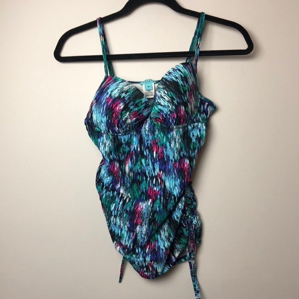 Love your ASSETS by sara blakely SPANX swim tank top